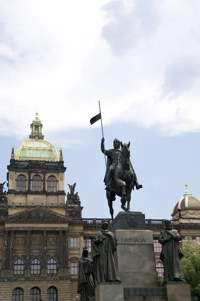 Statua del cavaliere San Venceslao a Praga — Foto Stock