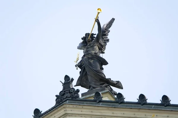 Statua dell'opera di Stato di angelo Foto Stock