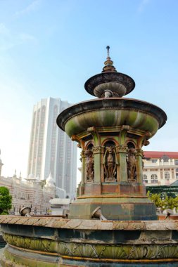 Merdeka Meydanı'nda Kraliçe Victoria Çeşmesi, Kuala Lumper Malezya 1987 tarihinde İngiltere'den getirilir.