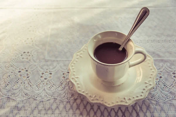 White Cup Hot Coffee Break Time Morning Table Beautiful Patterned — Stock Photo, Image