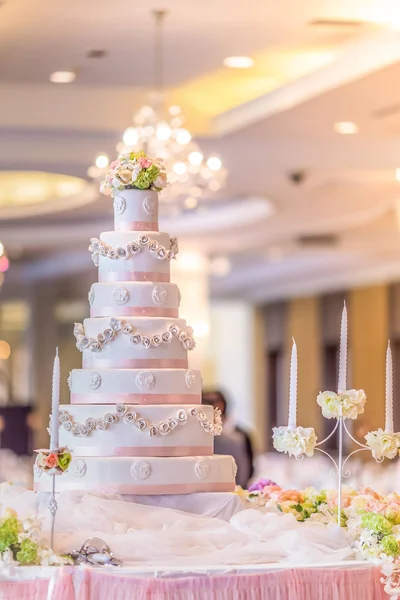 Wedding cake symbol of the happiness of the bride.