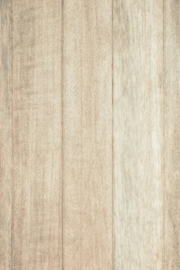 Arka plan doku ve ahşap döşeme detayları vardır.