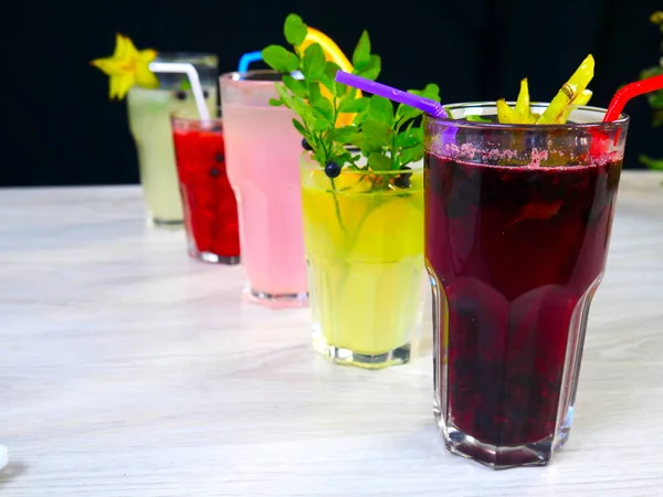 Taze ev yapımı limonata seti