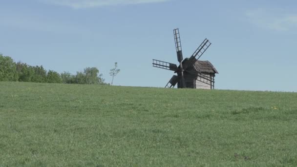 Moulin Vent Sur Terrain Civilisation Ancienne Bâtiments Village Maison Bois — Video