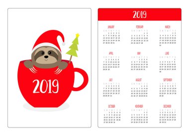 Şirin tembellik çay kahve Kupası'nda. Noel Baba şapkası. Noel ağacı. Basit cep Takvim düzeni 2019 yeni yıl. Haftası Pazar günü başlar. Çizgi film karakteri. Dikey yönlendirme. Düz tasarım. Beyaz arka plan. Vektör