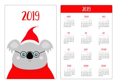 Koala kırmızı çirkin Noel kazağı, Santa şapka, gözlük. Basit cep Takvim düzeni 2019 yeni yıl. Haftası Pazar günü başlar. Çizgi film karakteri. Dikey yönlendirme. Düz tasarım. Beyaz arka plan vektör