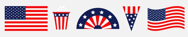 Joyeux anniversaire de l'indépendance. États-Unis d'Amérique. Le 4 juillet. Agitant, drapeau américain croisé, insigne triangle avec rubans, pop-corn, soda, arc. Fond blanc Design plat — Image vectorielle