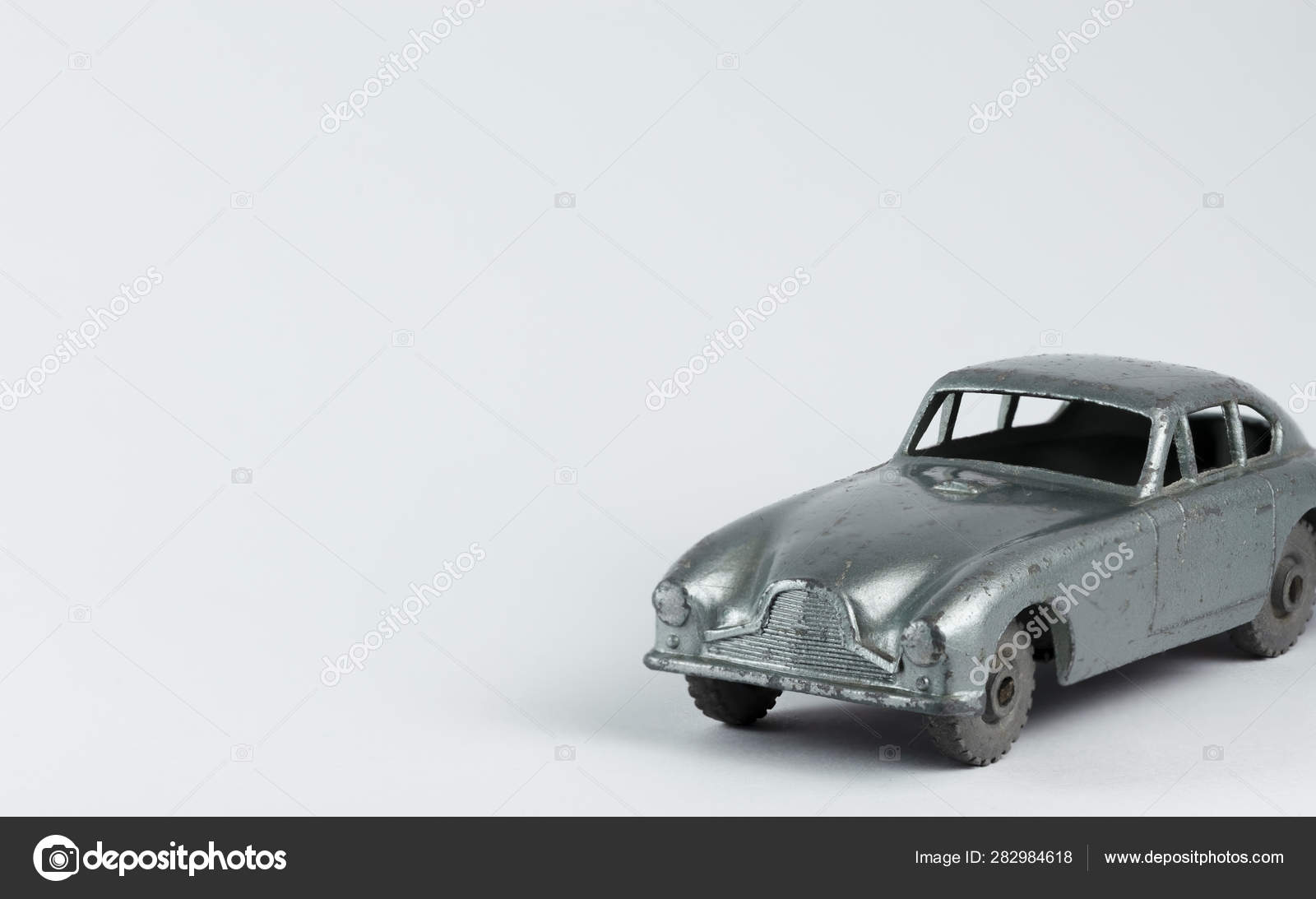aston martin matchbox car