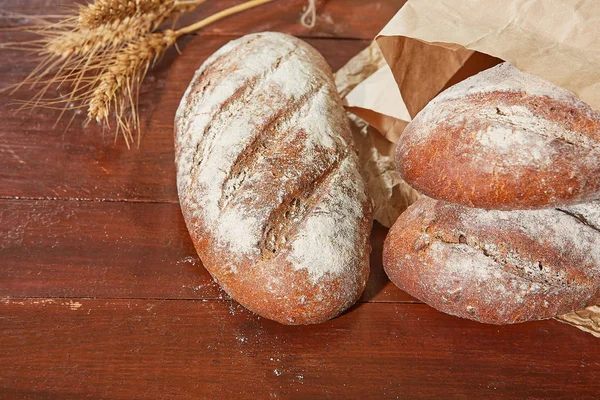 Bakery Gold Rustic Crusty Loaves Bread Dinner Table Background — Stock Photo, Image