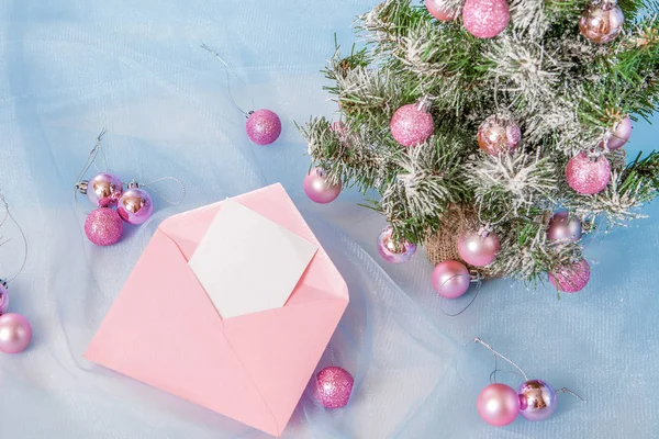 Fond Des Vacances Noël Balles Roses Suspendues Sur Arbre Noël — Photo