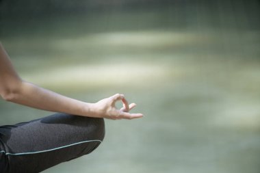 Cloae kadar kadın el uygulama yoya