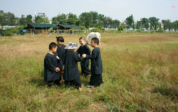 Chi Minh City Vietnam Ocak 2014 Grup Çocuklarda Siyah Geleneksel — Stok fotoğraf