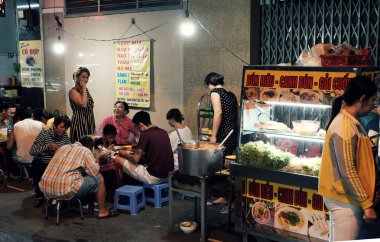 yemek stree de açık restoran gece yeme diners