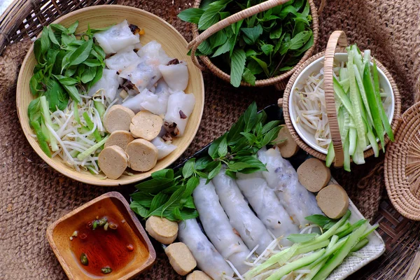 Top view caseiro vegetariano vietnamita rolou panco de arroz cozido no vapor — Fotografia de Stock