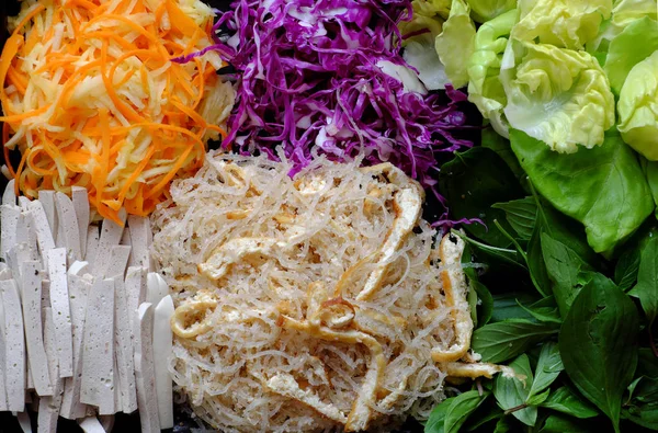 Top view ingrediente alimentare per rotoli di carta di riso vegan fresco — Foto Stock