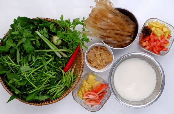 Rohstoff Für Eine Vegane Mahlzeit Zum Frühstück Mit Trockenen Papiernudeln — Stockfoto