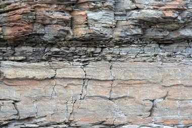 Doğal arka plan. Kayrak taş tabakalarının dokusu