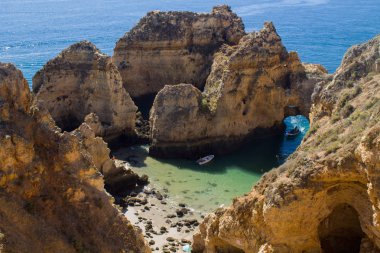 Portekiz'de Algarve sahili, Lagos denizi ve kayaları
