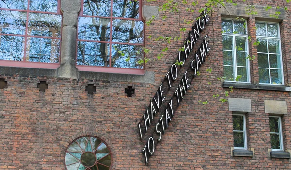 Rotterdam duvara yazma