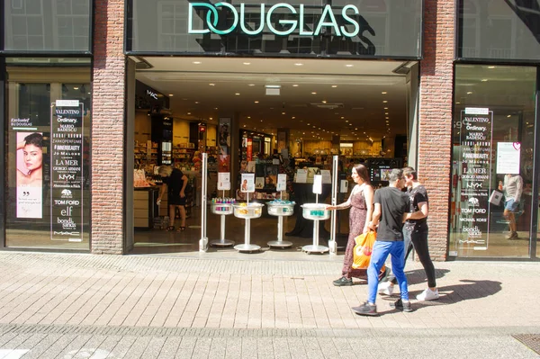 Parfmerie Douglas Entrance Center Zwolle Parfmerie Douglas Internationally Operating Perfumery — Stock Photo, Image