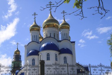 Kutsal Üçlü Kilisesi