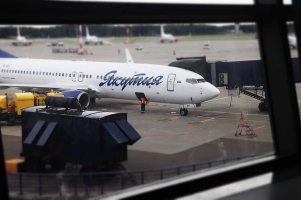 Rusya Boeing 737 Yakutia Havayolları Sheremetyevo 'da