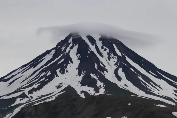 Rusya, Kamçatka, Vilyuchinsk yanardağının havadan görünüşü