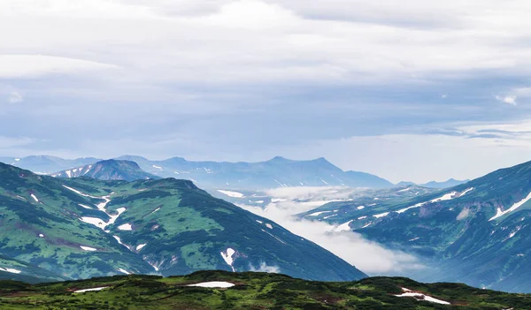 Rusya, Kamçatka, Vilyuchinsk yanardağının havadan görünüşü
