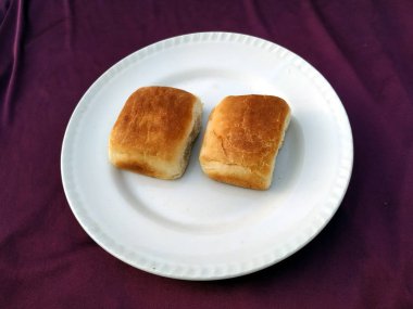 Ev yapımı taze pişmiş yumuşak yemek ruloları, seçici odaklanma.