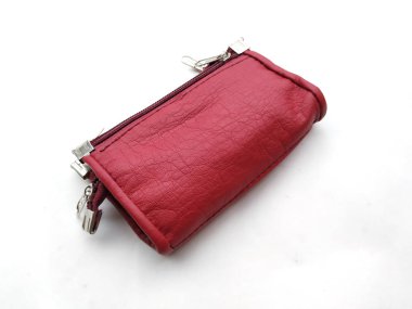 beyaz arka plan üzerinde izole pembe kadın çanta çanta çanta