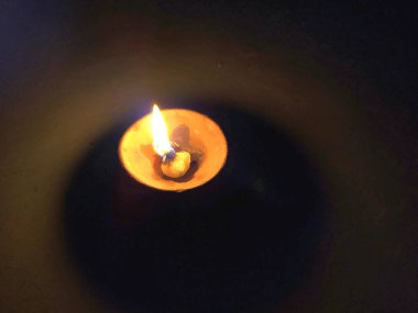 Geleneksel kil diya lambaları diwali kutlaması sırasında yanar