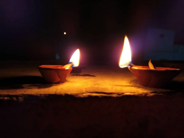 Παραδοσιακά Πήλινα Λάμπες Diya Αναμμένα Κατά Διάρκεια Εορτασμού Diwali — Φωτογραφία Αρχείου