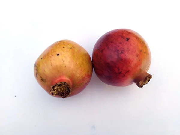 Čerstvé Zdravé Sladké Granátové Jablko Izolované Bílém Pozadí — Stock fotografie