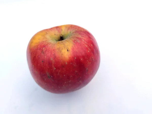 Färsk Frisk Söt Röd Äpple Isolerad Vit Bakgrund — Stockfoto