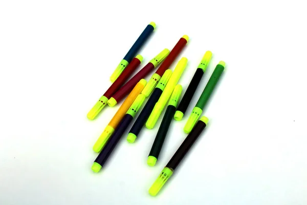 Marcador Multicolor Para Escribir Aislado Sobre Fondo Blanco — Foto de Stock