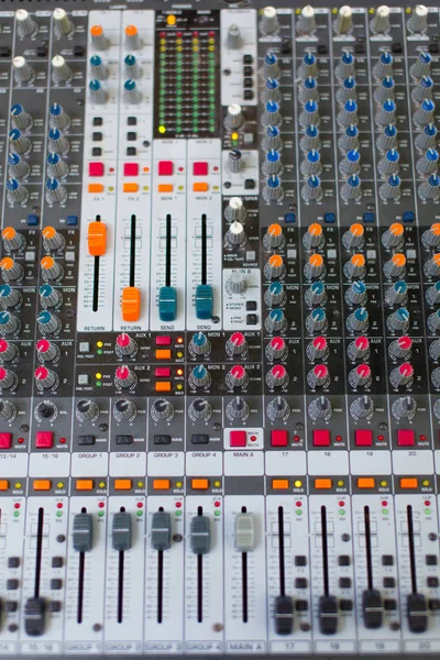 Misturador Som Analógico Profissional Áudio Mistura Rádio Console Transmissão Televisão — Fotografia de Stock