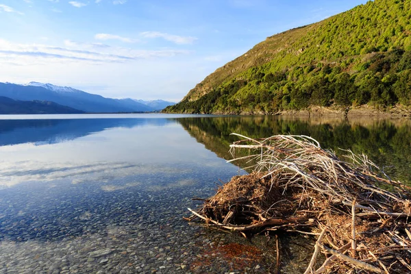 新西兰南部的Hawea湖美丽的山景 — 图库照片