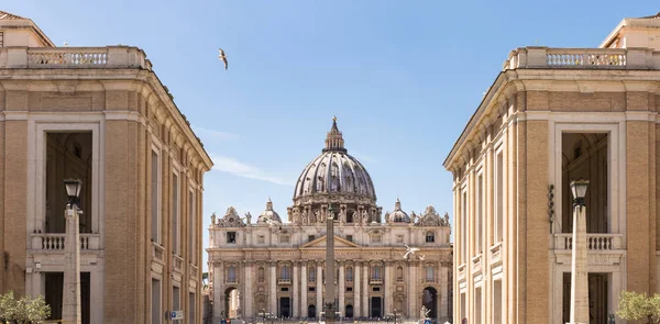 Basilica San Pietro Facciata Principale Cupola Città Del Vaticano — Foto Stock