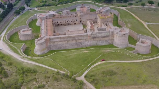 Фортеця Салсес Рідкісний Приклад Переходу Між Середньовічним Замком Фортецями Сучасного — стокове відео