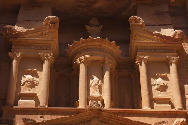 Detalhes Fachada Khazneh Tesouro Cidade Pedra Petra Jordânia Oriente Médio — Fotografia de Stock