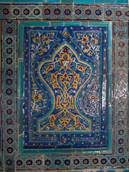 Uzbeckie Płytki Wewnątrz Grobowców Nekropolii Shahi Zinda Smarkand Uzbekistan — Zdjęcie stockowe
