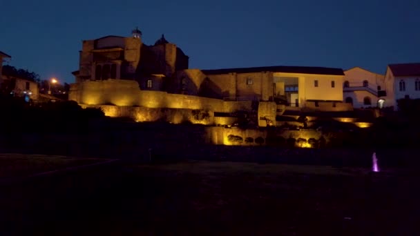 Luzes Noturnas Iluminando Igreja Koricancha Coricancha Templo Sol Noite Cusco — Vídeo de Stock