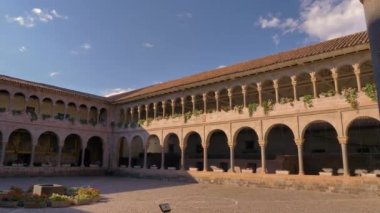 Santo Domingo Manastırı İç Avlusu veya Manastırı, Cusco, Peru