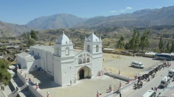 マカのサンタ アナ教会 コルカ キャニオン ペルー スペインの征服者は 16世紀に建てられました — ストック動画