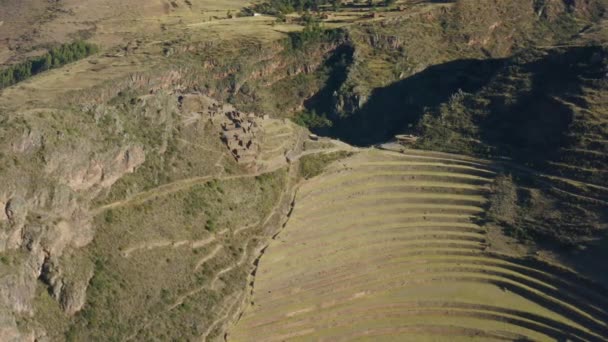 Τμήμα Του Inca Pisac Ακριβώς Πάνω Από Σύγχρονη Πόλη Pisac — Αρχείο Βίντεο
