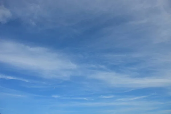 Blue sky white cloud white background. Beautiful sky and clouds — Stock Photo, Image