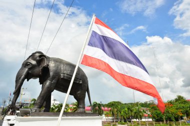 Rayong Tayland 06 Haziran 2019 Piemphong Sarn Köprüsü. Siyah Elepha