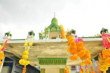 Saygı Shrine ve Tayland geleneksel sunan, gıda, fr ödeyin
