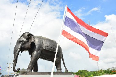 Rayong Tayland 06 Haziran 2019 Piemphong Sarn Köprüsü. Siyah Elepha