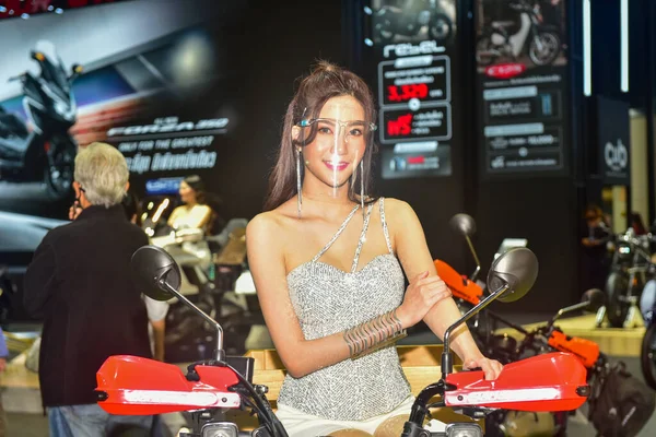 Bangkok, Tayland - 24 Temmuz 2020 Tanımlanamayan Model, Bangkok Uluslararası Otomobil Fuarı Bangkok, Tayland: Otomobil Fuarı 2020 .